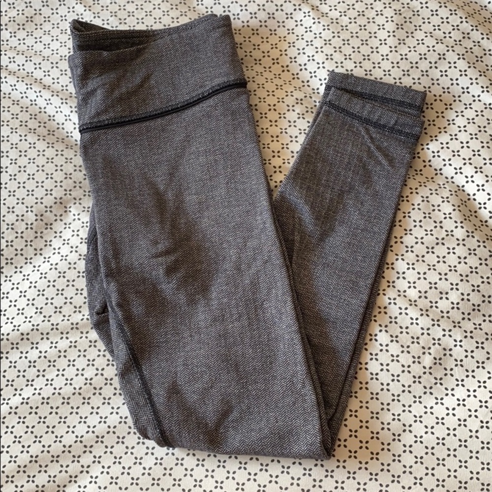 LULULEMON LEGGINGS
